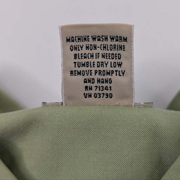 LL Bean Shirt Wrinkle‎ Resistant Pistachio Green Button Front Women's L - Picture 10 of 12